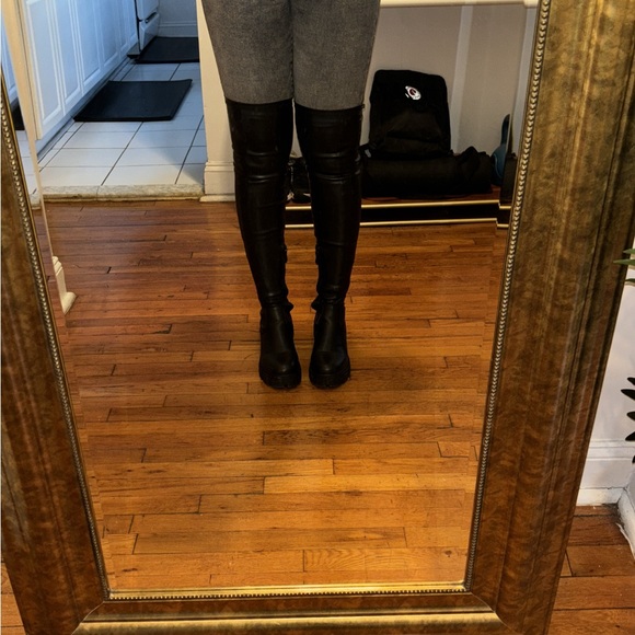 The SLIM FIT AZALEA WANG 4 way over the knee boot - Picture 2 of 7